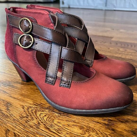 NWOB Earth Amber Heeled Booties Womens 8.5 Leather Brick Red Boho Cottage Straps - Picture 3 of 8